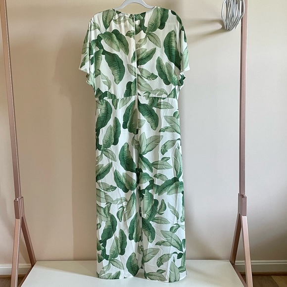 Show Me Your MuMu Get Twisted Maxi Dress in Palmtini Print- Size XL - Picture 4 of 5